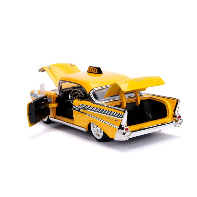 Deadpool - 1957 Chevy Bel Air Taxi 1:24 Hollywood Ride Diecast Vehicle with Deadpool