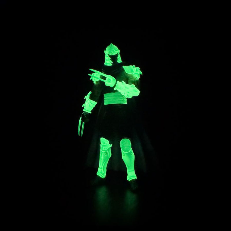 Teenage Mutant Ninja Turtles - Shredder "The Dreamer" BST AXN 1:15 Scale Glow Action Figure