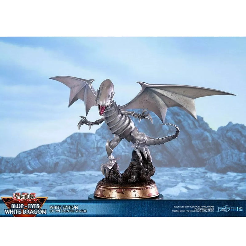 Yu-Gi-Oh! - Blue Eyes White Dragon (White) PVC Statue