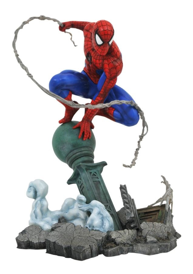 Spider-Man - Spider-Man Lampost Gallery PVC Statue