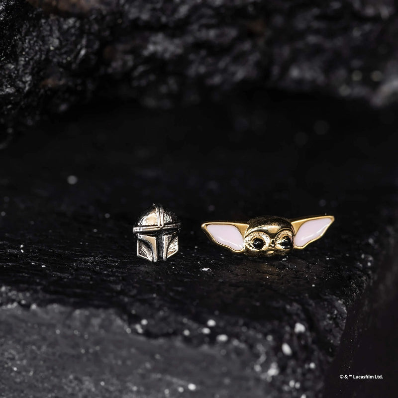 Star Wars - The Mandalorian and Grogu Epoxy Earrings